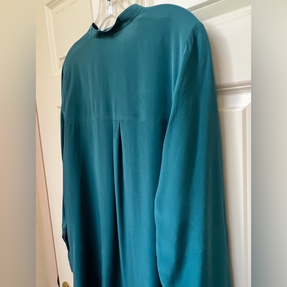 Eileen Fisher silk turquoise blouse - Picture 8 of 11